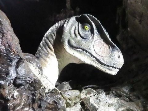 恐竜ランド極楽洞